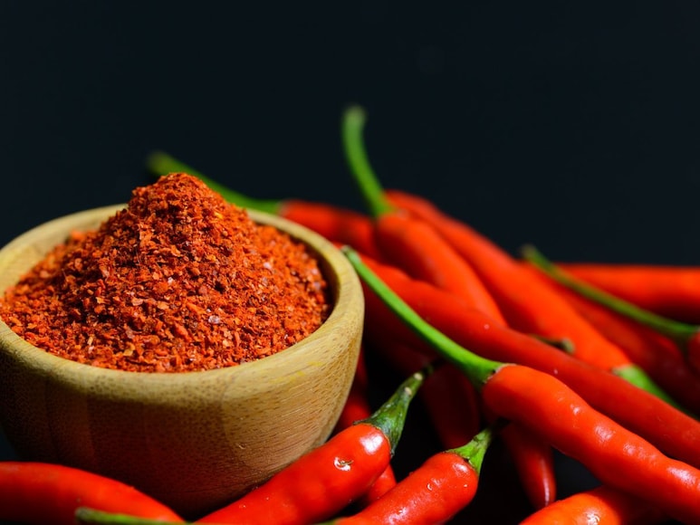 Kuti Mirch - Chili Sparks